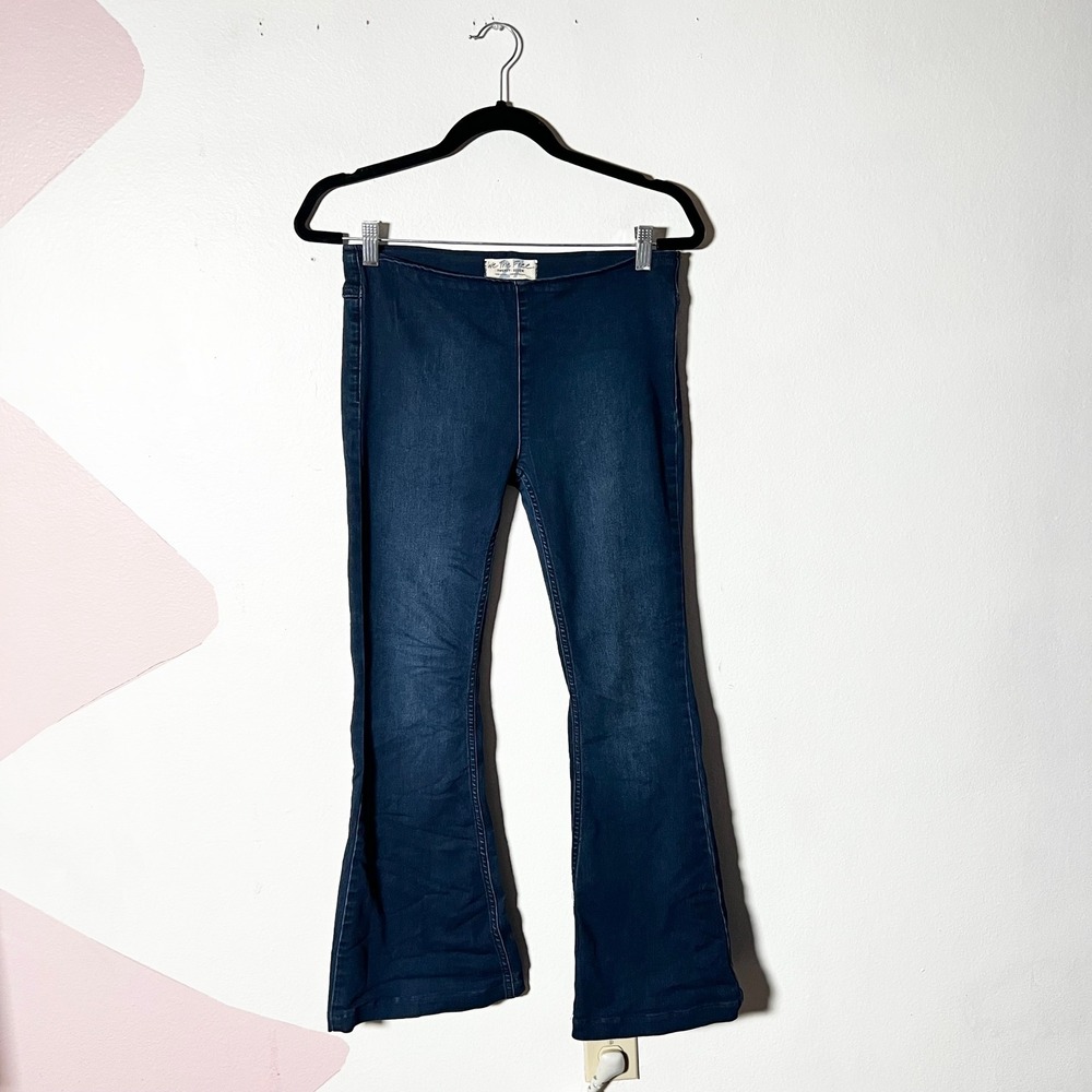 We The Free People Penny Pull On Flare Jeans Size 27 Dark Wash Retro